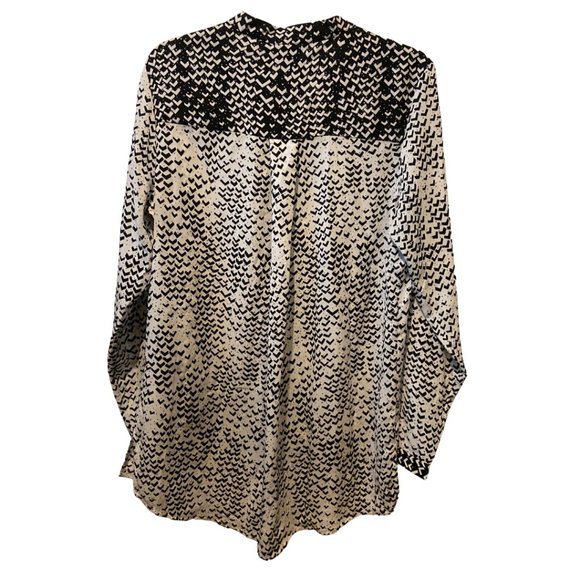 Mossimo black and white half button high low blouse sz L - Picture 5 of 7